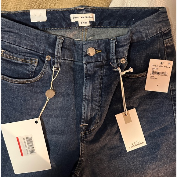 Good American Good Legs High-Rise Skinny Jeans - Picture 7 of 8